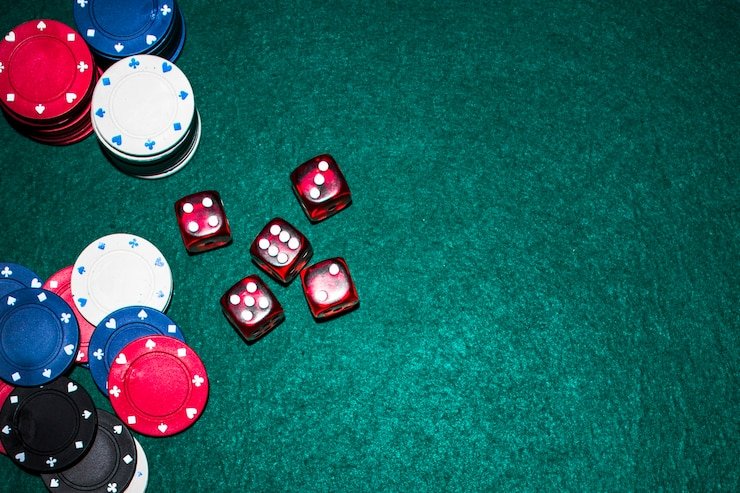 qqfullbet88 live roulette table with multilingual dealer chat